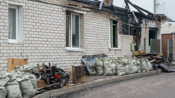 24/7 Emergency Fire Damage Removal experts in Coats Bend, AL